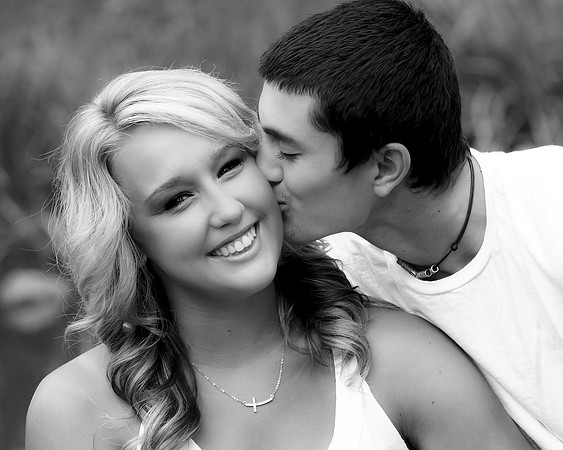 engage-couple-006