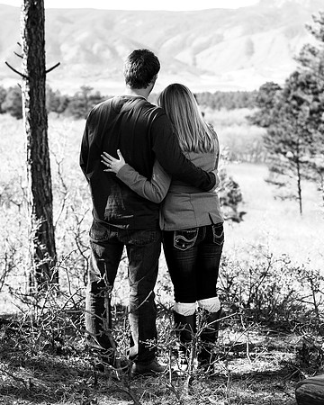engage-couple-020