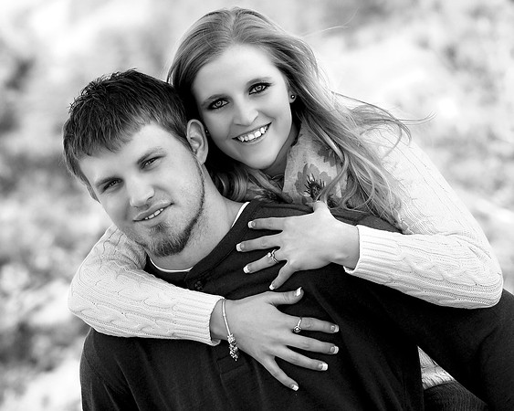 engage-couple-022
